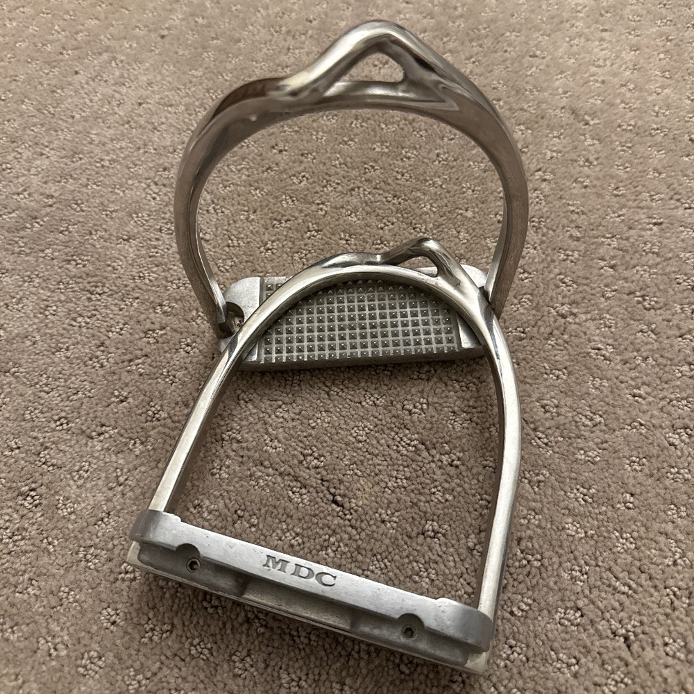 MDC S Classic Stirrup Irons - 4.75”